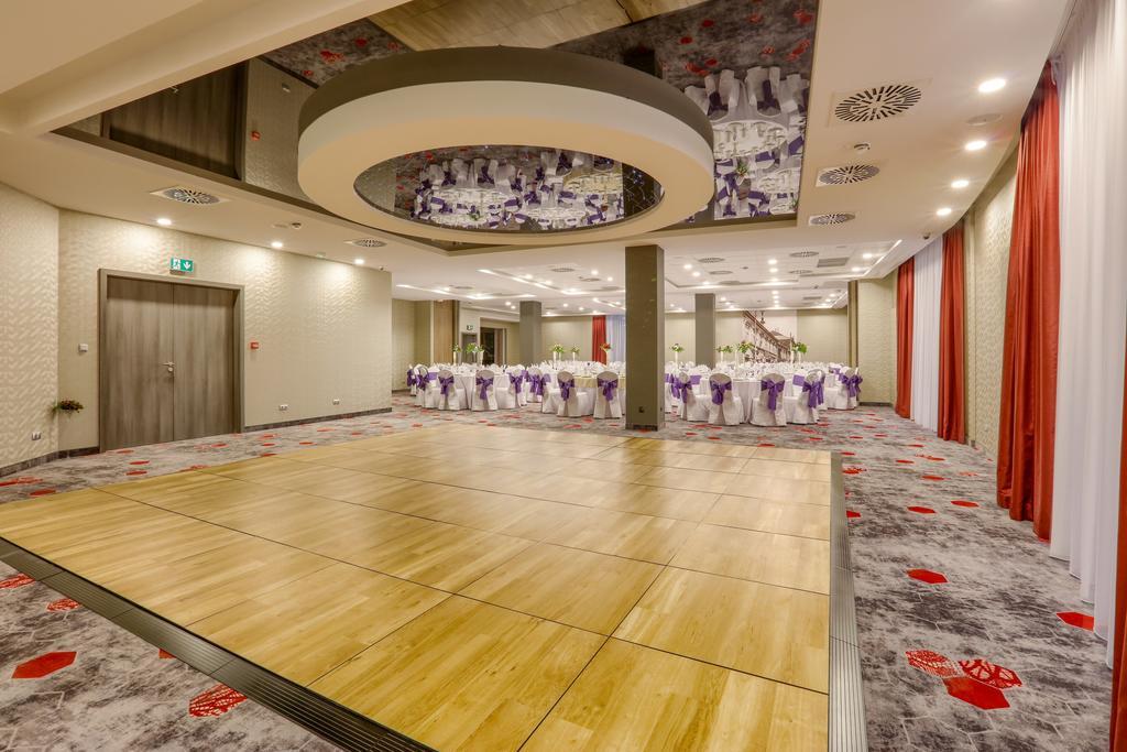 Hotel Ibis Styles Nowy Sącz Exterior foto